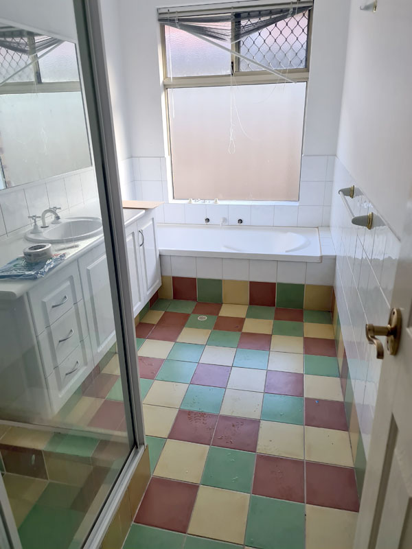 Bathroom renovation by Ceramico Tiles & bathrooms Perth WA